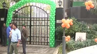 ABP Results | Arvind Kejriwal's residence decorated ahead of results