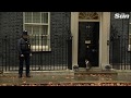 Hilarious moment Downing Street policeman knocks on Number 10 to let Larry cat in