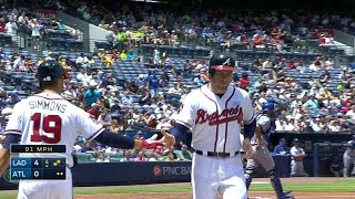 LAD@ATL: La Stella puts Braves on board with grounder