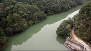 ラジコンヘリコプターによる空撮ビデオ　５