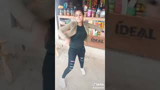 Ladki ankh maare female version dance simba