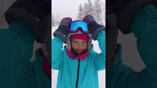 Alena is skiing - Kids activity