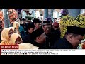 Simbolisasi Roti Buaya Pak Camat, Lurah, ibu Lurah Seutara Hantaran ke Pak Wali Kota Jakarta Utara