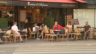 Premiers cafés en terrasse à Paris | AFP Images