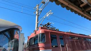 EF81 81[尾](お召色) 龍ヶ崎駅にてパン上げ(車両故障に伴うパン上げ下げ試験)