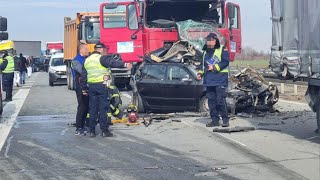 STRAVICNE SCENE - Ima I Mrtvih - Lancani Sudar vise od 30 vozila na Putu Beograd-Novi Sad