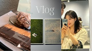 Vlog ( 빵에 진심인 브이로그🥯 | 이경준사진전 | 아우어베이커리 | 런던베이글 | 테이스팅룸 | 우살롱 | 압구정곱창 | 다이어트레시피 | 자라쇼핑🛍️ )