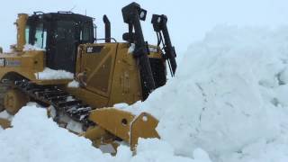 立山黒部アルペンルート除雪（室堂駐車場）2014.04.04