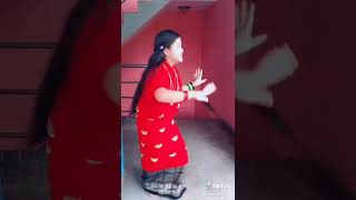 घाँसै काटौ लहरै तानेर // tiktok // prajwolika Ghale