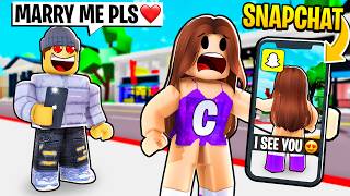 Pretending To Be A GIRL In ROBLOX SNAPCHAT
