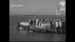 UNITED: KINGDOM: MEMORIAL SERVICE ON GOODWINS: (1954)