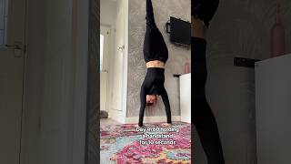 DAY 4/60 HANDSTAND CHALLENGE