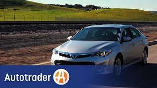 2013 Toyota Avalon - Hybrid | 5 Reasons to Buy | AutoTrader