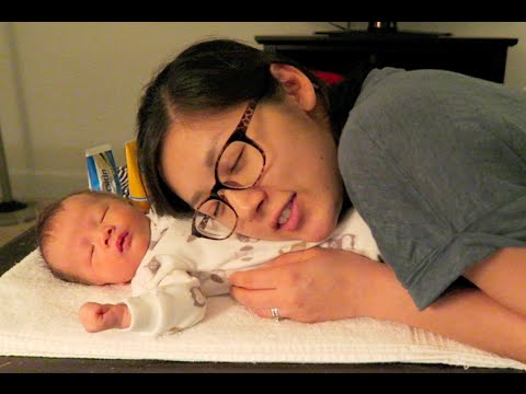 Newborn Vlog: Passport Photo, 1st Bath, 1st Flight! Newborn Vlog: Passport Photo, 1st Bath, 1st Flight!