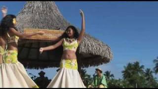 The Terrific Females Dancers  at Intercontinental Tahiti