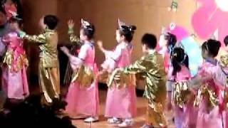 Ella幼稚園畢業舞蹈表演-4