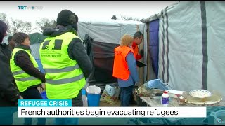 French authorities begin evacuating refugees