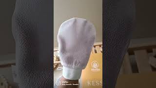 exfoliating glove, soak, exfoliate, glow, visible dead skin peel, plant based, natural \u0026 toxin free