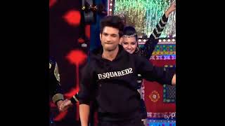 Sushant Singh Rajput Best Dance performance| Main tera boy friend Tu meri girlfriend | Dsp