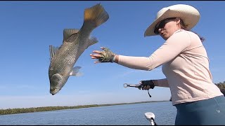 BARRA CAUGHT ON DRONE.. King Ash Bay NT