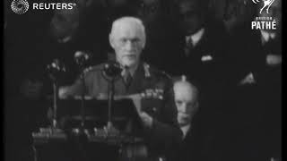 SOUTH AFRICA: General Jan Smuts addresses audience at the Guildhall (1943)