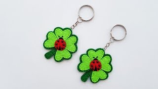 DIY - How To Make a Four Leaf Clover Keychain | Hướng Dẫn Làm Móc Khóa Vải Nỉ Cỏ Bốn Lá