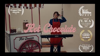 Emma Hoet - hot chocolate [CLIP OFFICIEL] ☕