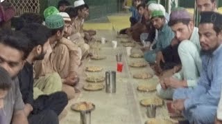 تیس روزہ دعوت افطار