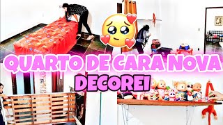 DECOREI O QUARTO DA PRINCESA🥰TRASFORMEI O QUARTO COLOQUEI PRATELEIRA FICOU LINDO FAXINA NO QUARTO