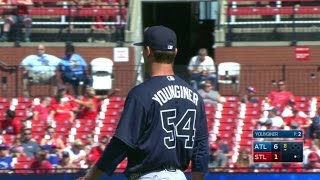 ATL@STL: Younginer retires Moss during MLB debut