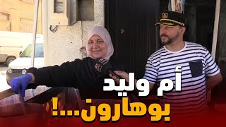 شاهد السيدة كريمة طاهية محترفة تقدم أشهى أطباق السمك على الرصيف