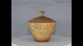 Woodturning #19   Lidded box from Masur Birch