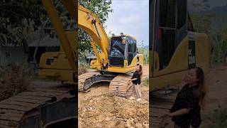 เมื่อฉันเป็นคนตัวเล็ก ตอน รถขุดดิน!! #excavator #vs #smallandbig #shorts