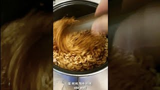 비벼 그냥 막 비벼 (feat. 짜파게티)👩‍🍳/Let's cook chapagetti👨‍🍳