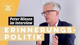 Erinnerungspolitik \u0026 Demokratie – Prof. Peter Niesen im Interview | Säulen der Demokratie, Ausgabe 2