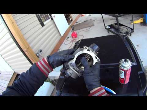 Ford F-150 5.4L Throttle Body Cleaning 2004 - 2008 Ford F-150 5.4L Throttle Body Cleaning 2004 - 2008