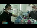 algerian doctors turn scuba diving gear into oxygen masks