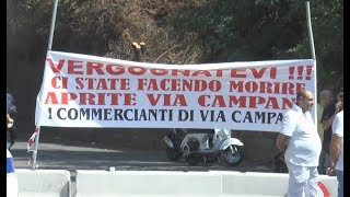 Pozzuoli (NA) - Chiusa Via Campana, protestano i commercianti (03.08.17)