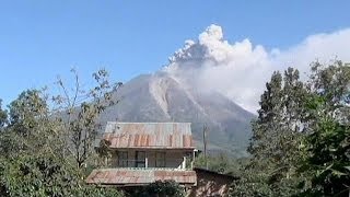 L'éruption du volcan Sinabung s'accélère en Indonésie