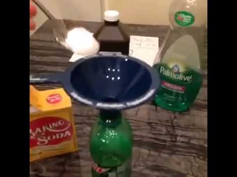 How to make a homemade glowstick! ( The Best Vines ) How to make a homemade glowstick! ( The Best Vines )