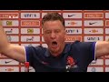 louis van gaal zal juichen voor wesley sneijder..m