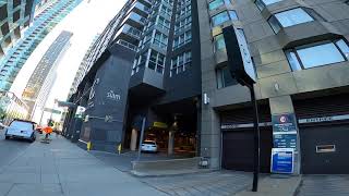 A beautiful walk in Montreal//Novotel hotel at rue de la Montagne