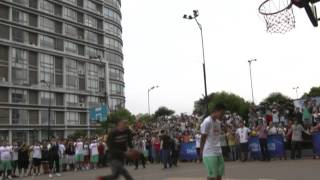 Zach LaVine Shows Out in China and Dunks Over A Fan!