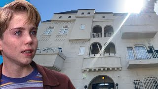 Death of Jonathan Brandis INSIDE building