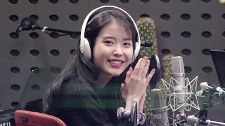 200109 추운 날씨에 떨고 있는 팬들에게 핫팩과 커피를 선물한 아이유(IU) 직캠 @ 볼륨을 높여요