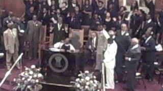 Supt. Derrick Hutchins Praise Break @ SW#1 63rd Annual Holy Convocation, Bishop John Sheard