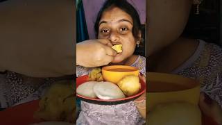 ଆଜିର breakfast 🥣 ପୁରା yummy 😋 ଆଳୁଚପ ସହିତ ଇଟିଲିର ମଜା #shorts #ytshorts #ysdillip