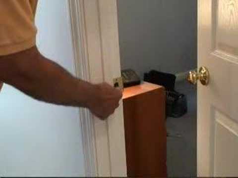 Fixing a Door Latch Video Fixing a Door Latch Video