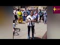 பாம்பை லாவகமாக பிடித்த பெண் மெய்சிலிர்க்க வைக்கும் காட்சி women playing with snake viral video