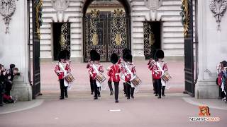 How to see the Changing of the Guard at Buckingham Palace